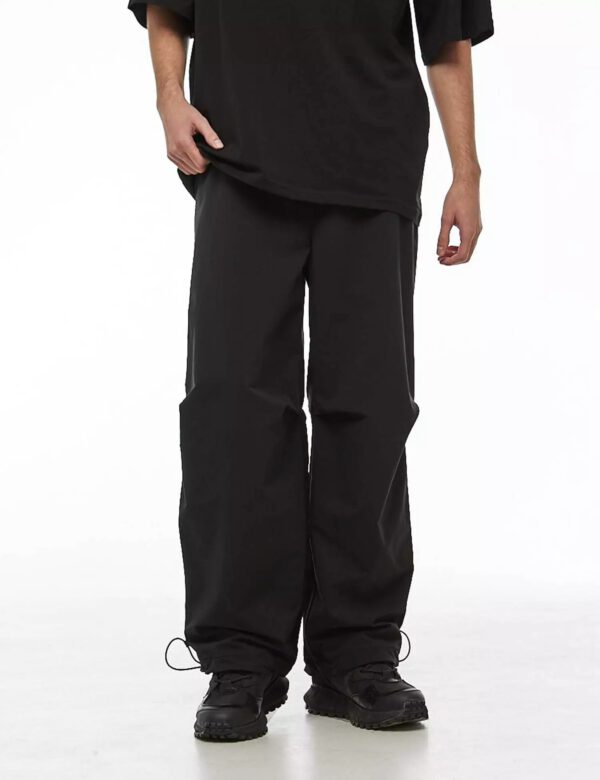 Schwarze Hose