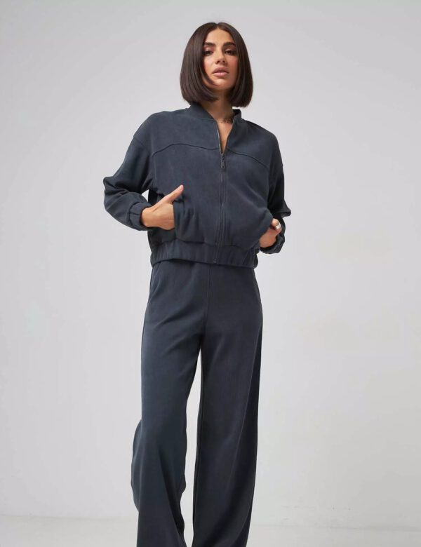 Grauer Pullover - Image 3